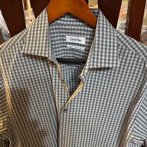 Calvin Klein Men's Gray Plaid Shirt 16 32/33 large